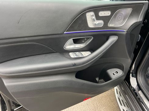 Used 2022 Mercedes-Benz GLS 450 4MATIC image 10