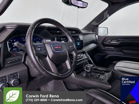 Used 2023 GMC Sierra 1500 AT4X image 11