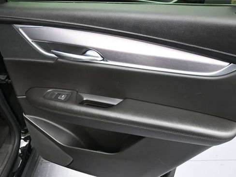 Used 2019 Cadillac XT5 Premium Luxury image 33