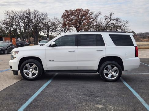Used 2019 Chevrolet Tahoe LT image 3