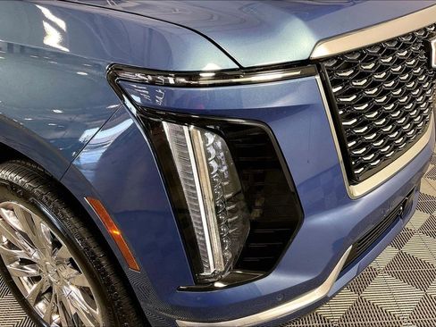 Used 2026 Cadillac Escalade 4WD image 40