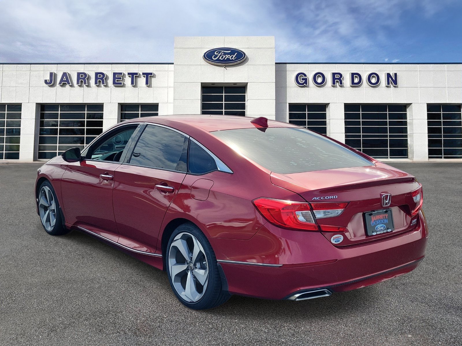 Used 2019 Honda Accord Touring image 3