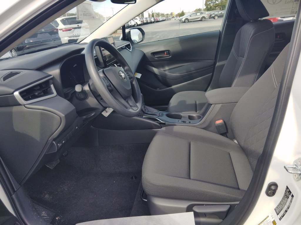 New 2027 Toyota Corolla LE w/ LE Premium Package FWD image 6