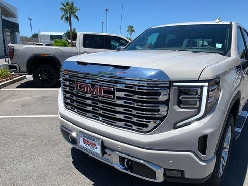 New 2026 GMC Sierra 1500 Denali w/ Technology Package AWD/4WD image 3