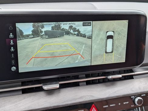 Used 2024 Kia Carnival SX FWD image 17
