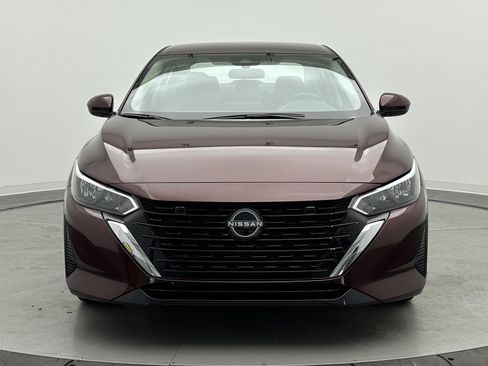 Used 2025 Nissan Sentra SV image 2