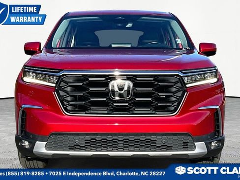 Used 2024 Honda Pilot EX-L image 2