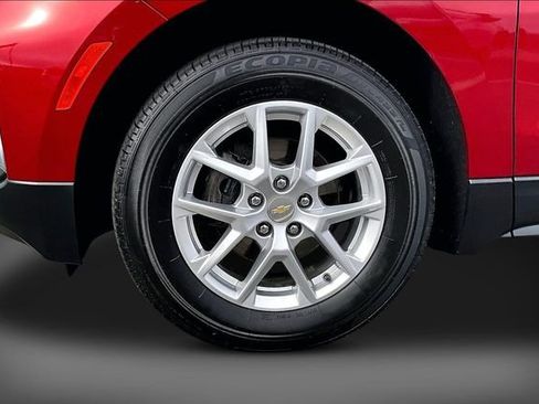 Used 2023 Chevrolet Equinox LT image 8