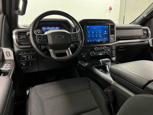 Used 2022 Ford F150 XLT w/ Equipment Group 302A High image 11