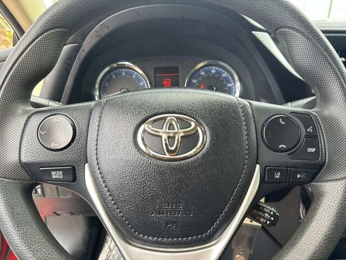 Used 2019 Toyota Corolla LE image 26