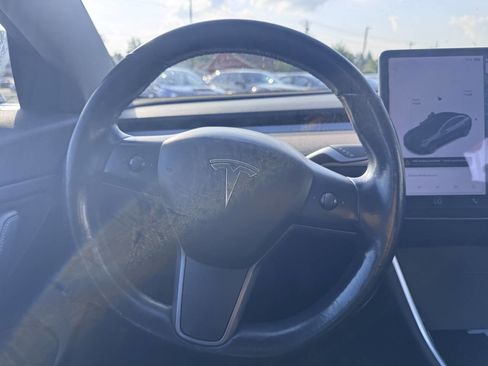 Used 2018 Tesla Model 3 Long Range RWD image 20