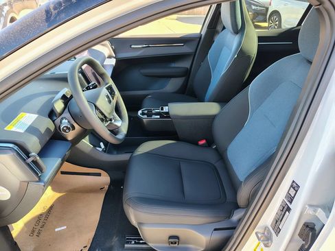 New 2026 Volvo EX30 Plus w/ Climate Package AWD/4WD image 12