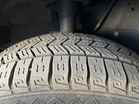 Used 2023 Ford Transit 350 XLT image 16