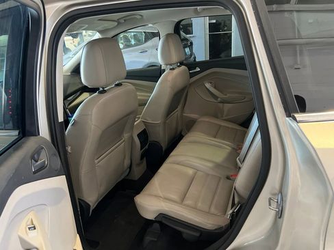 Used 2017 Ford Escape Titanium FWD image 9