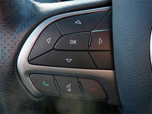 Used 2024 Dodge Durango SXT image 25