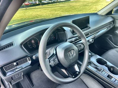 Used 2025 Honda Civic LX image 15