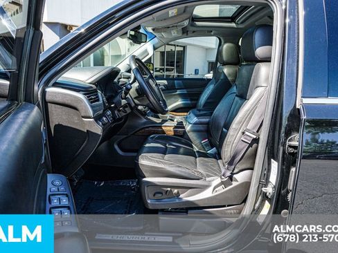 Used 2015 Chevrolet Suburban LT RWD image 19