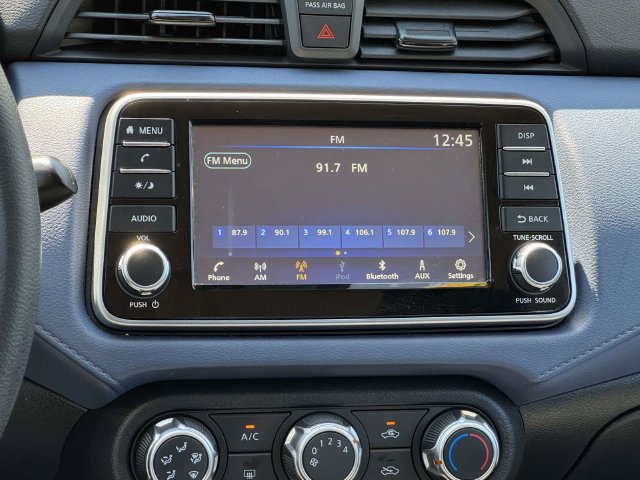 Used 2024 Nissan Versa SV FWD image 15