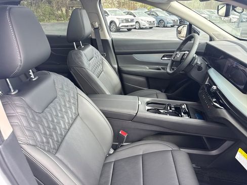 New 2026 Nissan Murano Platinum w/ Cargo Package AWD/4WD image 30