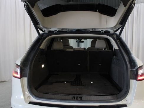 Used 2023 Lincoln Nautilus Reserve w/ Equipment Group 201A AWD/4WD image 32