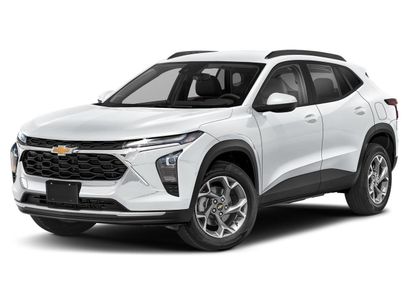 New 2025 Chevrolet Trax LT w/ LPO, Blackout Package