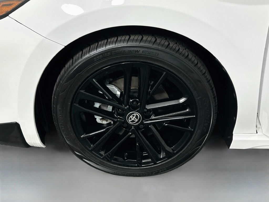 Certified 2025 Toyota Camry SE FWD image 31