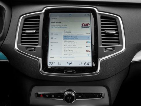 Used 2018 Volvo XC90 T6 Momentum w/ Momentum Plus Package image 10