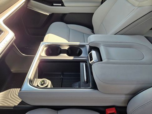 New 2026 Ford Expedition Platinum w/ Platinum Ultimate Package image 11