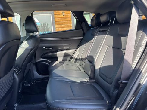 Used 2022 Hyundai Tucson Limited AWD/4WD image 17