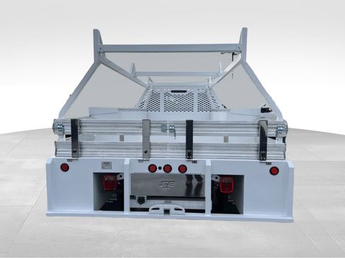 Used 2024 Ford F550 2WD Regular Cab Super Duty image 6