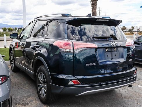 Used 2018 Toyota RAV4 XLE w/ Plus Extra Value Package FWD image 5