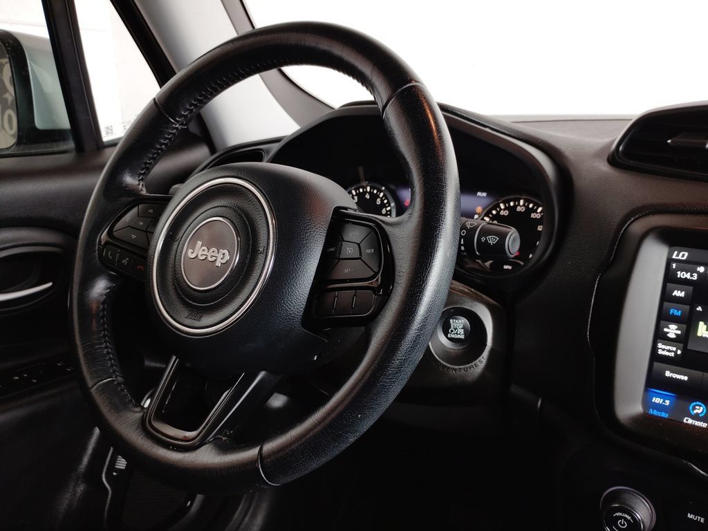 Used 2020 Jeep Renegade Altitude w/ UConnect 8.4 Nav Group FWD image 26