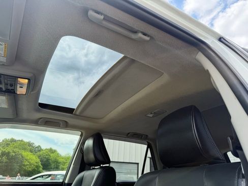 Used 2016 Toyota 4Runner Limited image 14