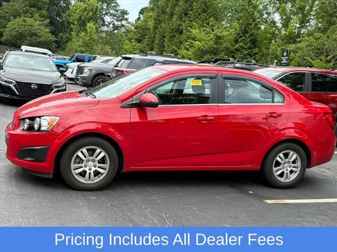 Used 2013 Chevrolet Sonic LT FWD image 4