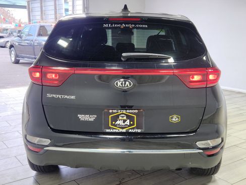 Used 2022 Kia Sportage LX w/ LX AWD Value Edition Package image 4