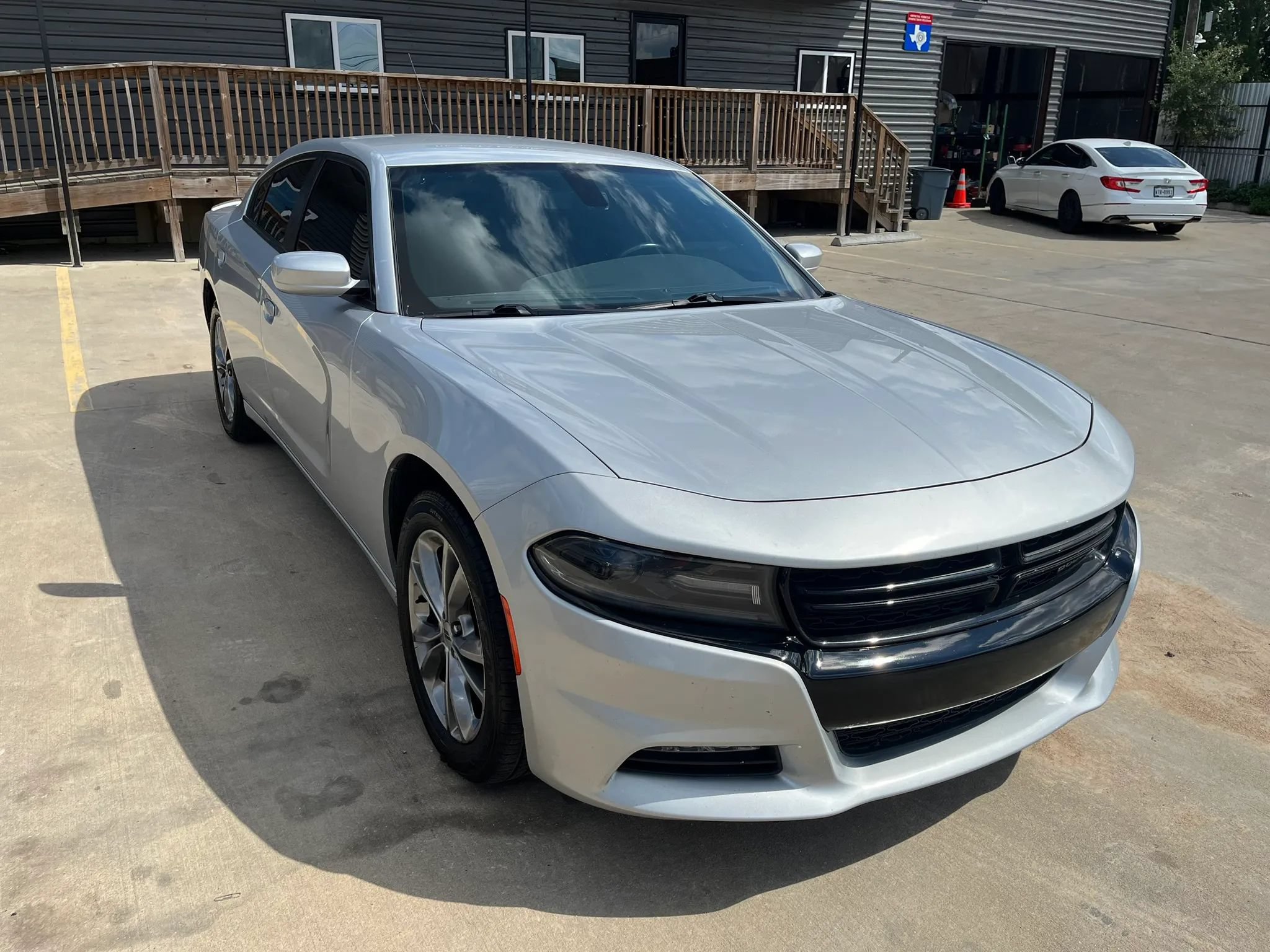 Used 2020 Dodge Charger SXT AWD/4WD image 16