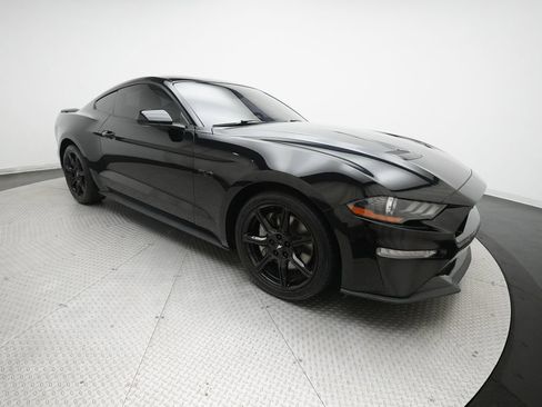 Used 2018 Ford Mustang GT w/ Black Accent Package RWD image 35