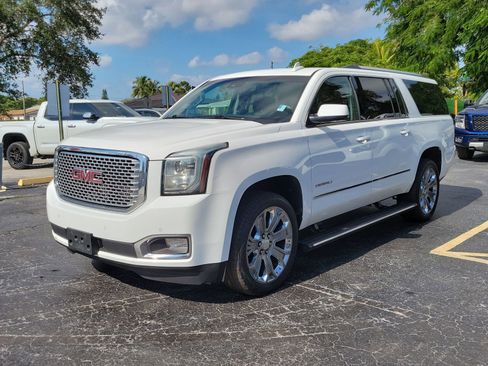Used 2015 GMC Yukon XL Denali AWD/4WD image 34
