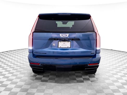 Used 2025 Cadillac Escalade Sport Platinum w/ LPO, ONYX Package AWD/4WD image 4