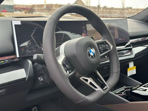 New 2026 BMW 530i xDrive w/ M Sport Package AWD/4WD image 18