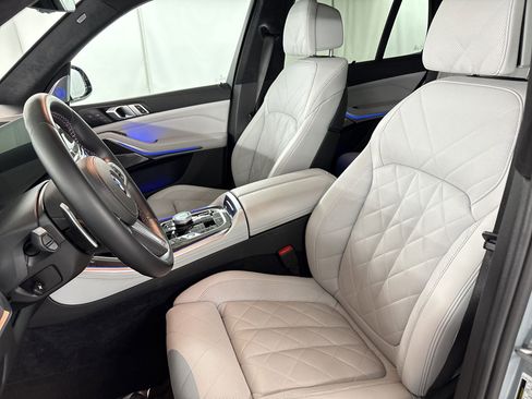 Used 2024 BMW X5 M60i AWD/4WD image 5