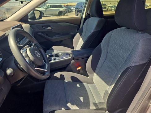 Used 2023 Nissan Rogue SV FWD image 13