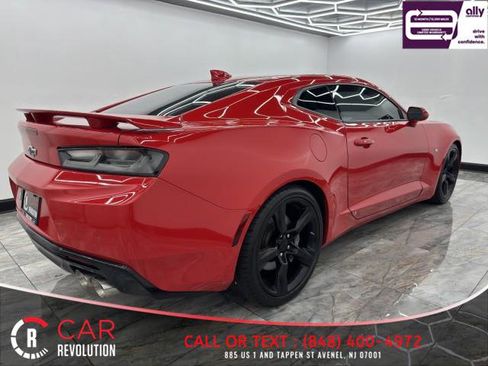 Used 2017 Chevrolet Camaro SS image 7