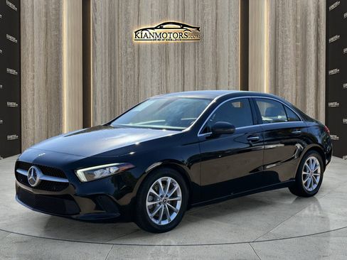 Used 2021 Mercedes-Benz A 220 image 3