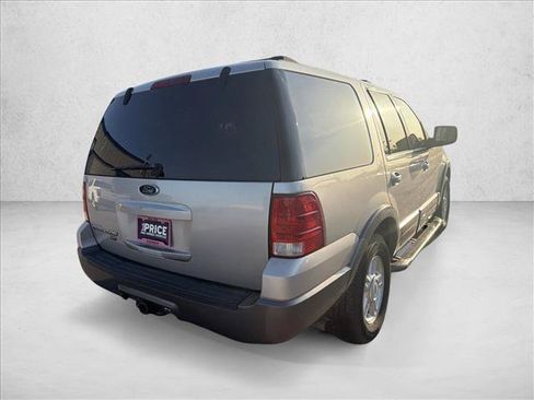 Used 2004 Ford Expedition XLT RWD image 5