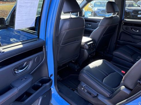 Certified 2025 Honda Pilot TrailSport image 15