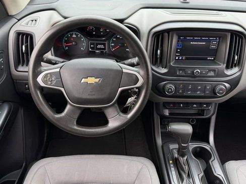 Used 2020 Chevrolet Colorado W/T w/ WT Convenience Package image 12