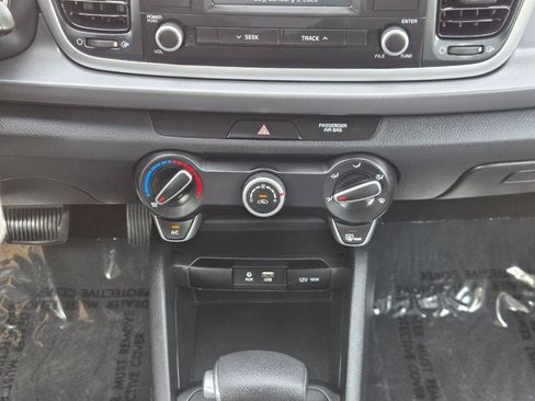 Used 2018 Kia Rio S FWD image 23