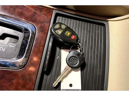 Used 2008 Buick Lucerne CXL w/ Ultra Confidence Package image 18