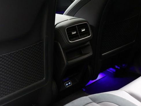 New 2026 Mercedes-Benz GLE 63 AMG S image 15